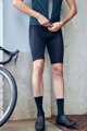 Pantalón KODAMA con tirantes negro.